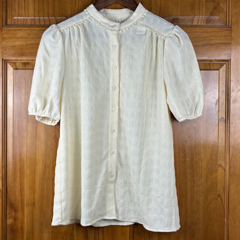NWT Evaless Textured Cream Puff Sleeve Button-Up Blouse Pom-Pom Trim Sz Sm